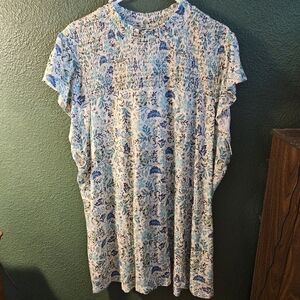 Torrid Green & White Floral High Neck Blouse Size 3